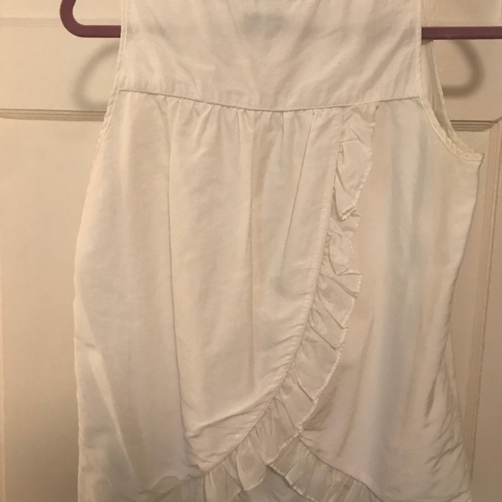 Annie griffin white ruffle tulip top medium